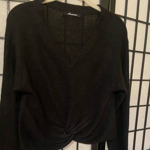 Olivaceous fuzzy black sweater